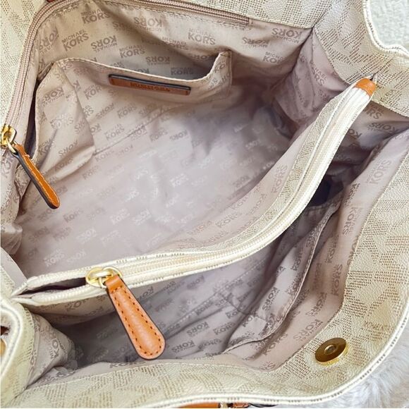 MICHAEL KORS Signature Tan Jet Set Hamilton Selma Raven Shoulder Bag - Picture 7 of 11